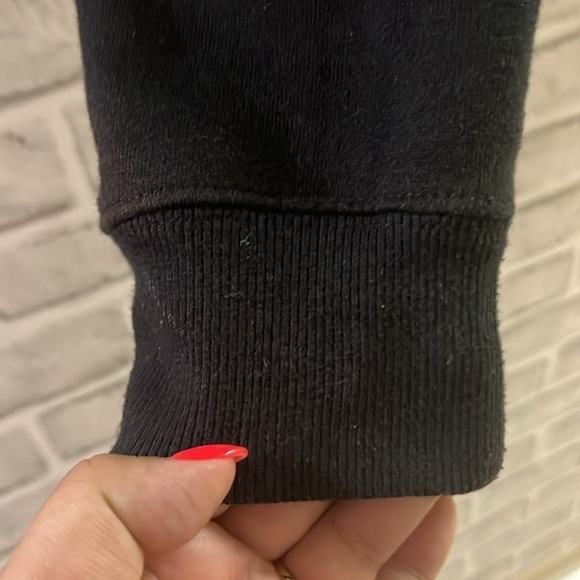 Champion youth T Shirt Size XL 14/16  Black 100% Cotton Big C Logo Long Sleeve - Picture 5 of 7